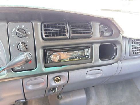 Used 2001 Dodge Ram 2500 Truck 4x4 Quad Cab image 13