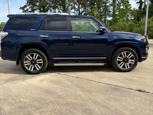 Used 2021 Toyota 4Runner Limited AWD/4WD image 8