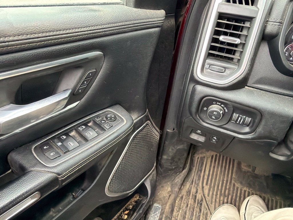 Used 2021 RAM 1500 Laramie AWD/4WD image 12
