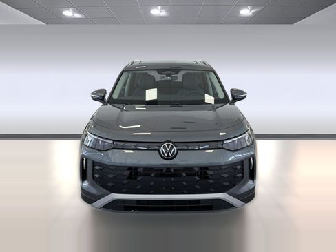 New 2026 Volkswagen Tiguan SE FWD image 6