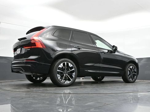 New 2026 Volvo XC60 T8 Plus w/ Protection Package Premier AWD/4WD image 35