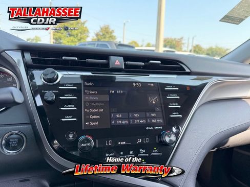 Used 2020 Toyota Camry XSE FWD image 26