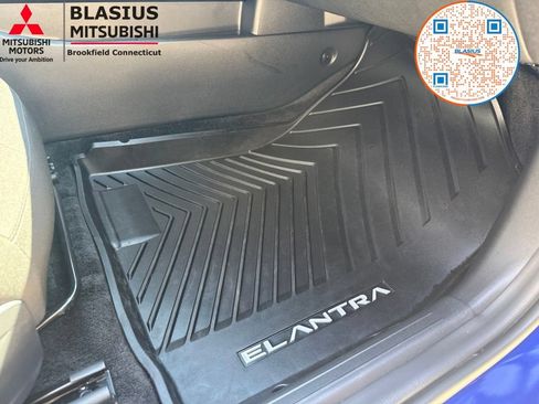 Used 2024 Hyundai Elantra SEL w/ Convenience Package FWD image 46