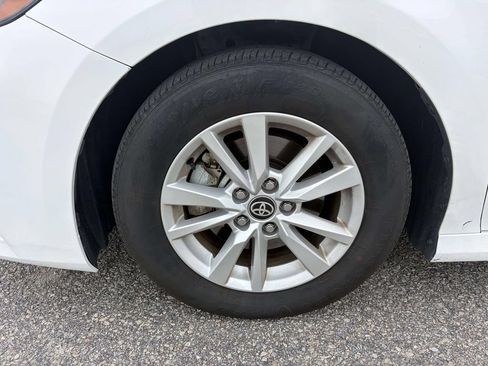 Used 2025 Toyota Camry LE FWD image 8