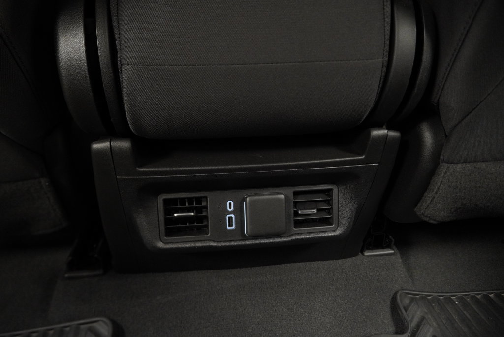 Used 2024 Chevrolet Silverado 1500 LT AWD/4WD image 23