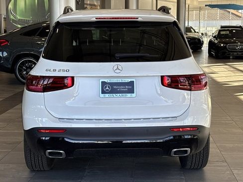New 2026 Mercedes-Benz GLB 250 image 4