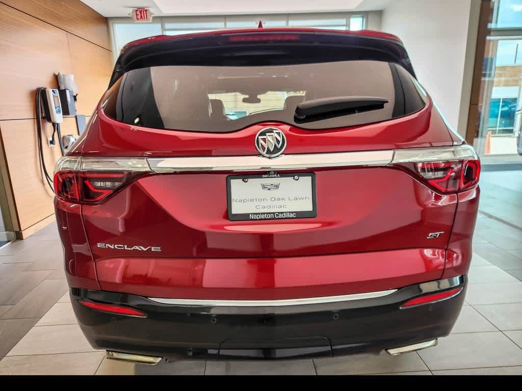 Used 2023 Buick Enclave Essence w/ Experience Buick Package FWD image 6
