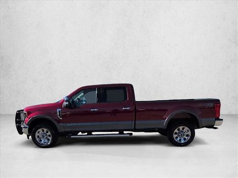Used 2019 Ford F350 Lariat w/ Chrome Package image 8