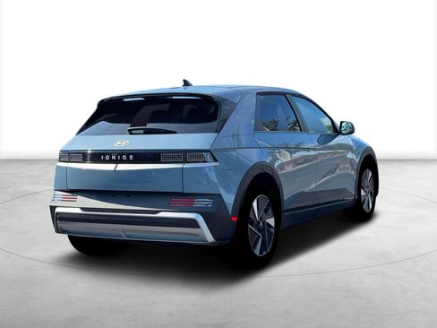 New 2026 Hyundai Ioniq 5 SE RWD image 7