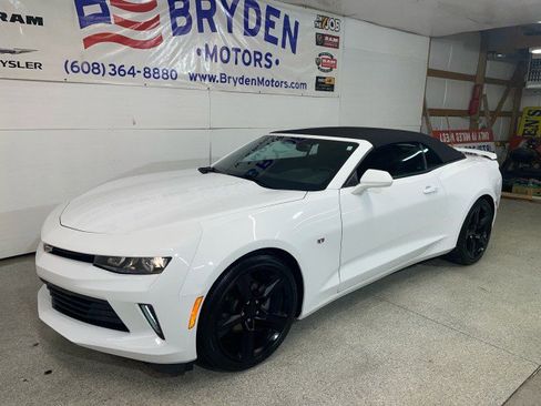 Used 2016 Chevrolet Camaro LT w/ Technology Package image 6