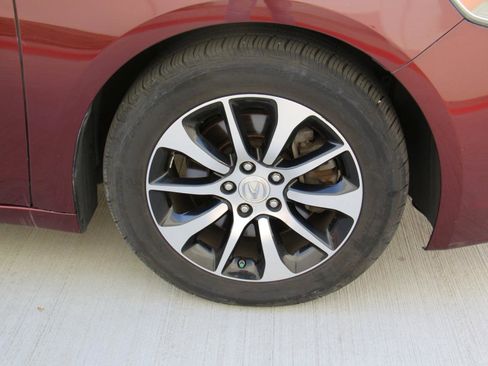 Used 2015 Acura TLX FWD image 30