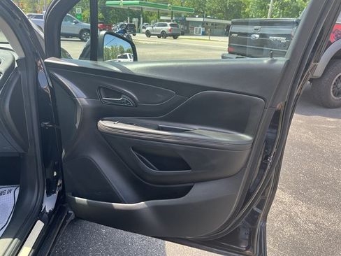 Used 2018 Buick Encore Preferred FWD image 34