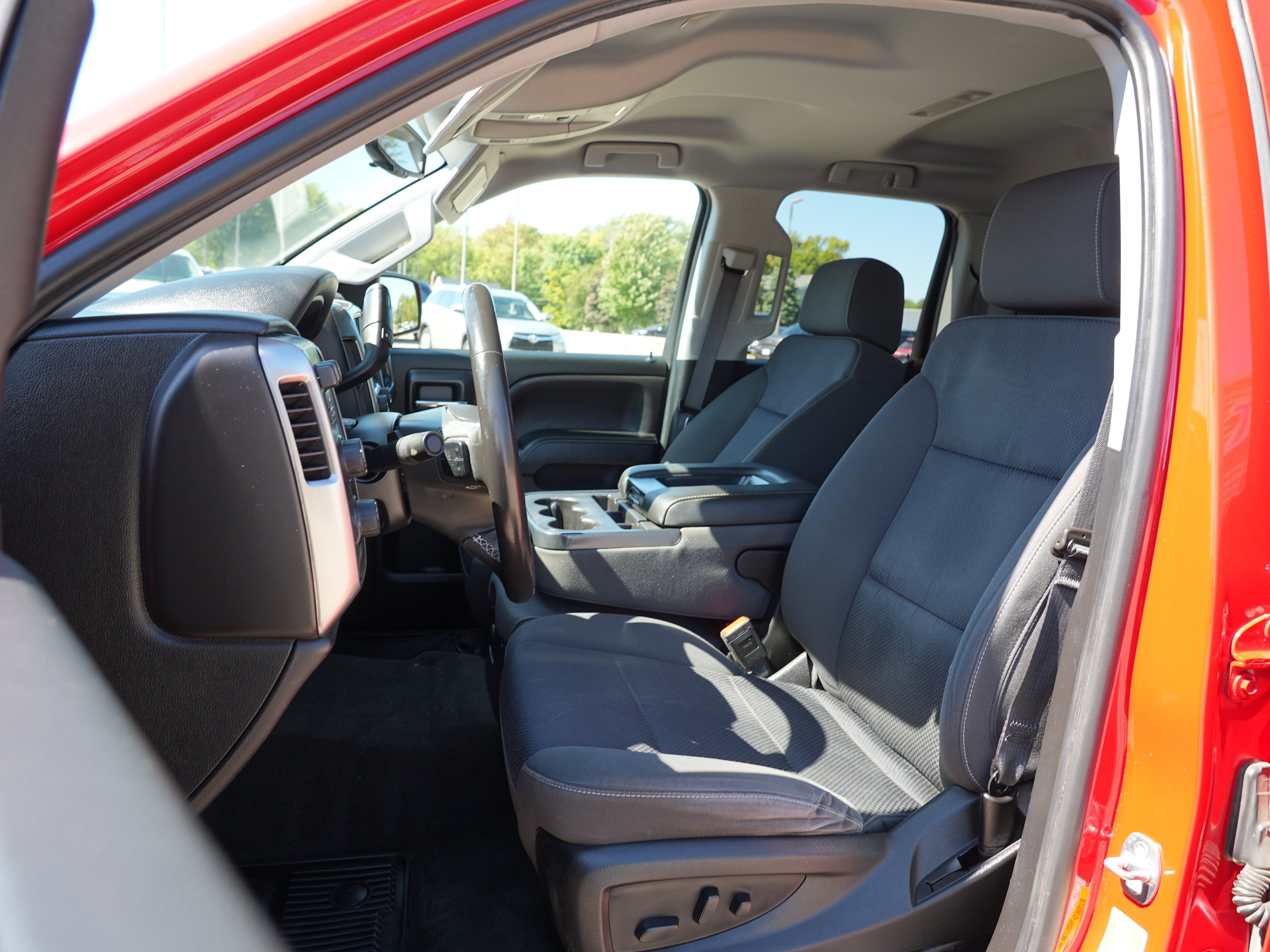 Used 2018 Chevrolet Silverado 1500 LT w/ All Star Edition AWD/4WD image 14