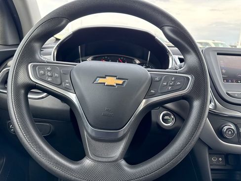 Used 2023 Chevrolet Equinox LT w/ LPO, Floor Liner Package image 17