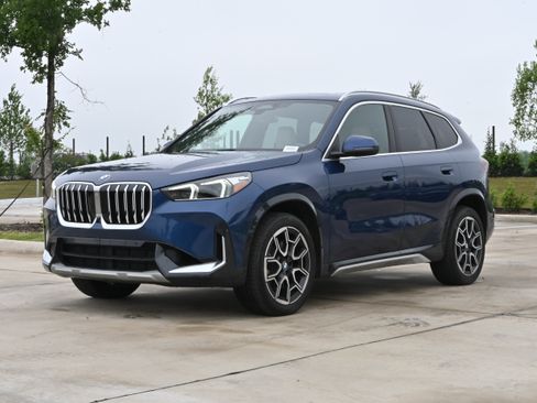 Certified 2025 BMW X1 xDrive28i AWD/4WD image 5