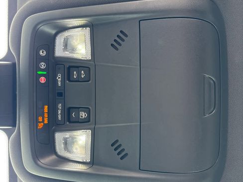 Used 2024 Chevrolet Equinox RS w/ RS Leather Package image 15