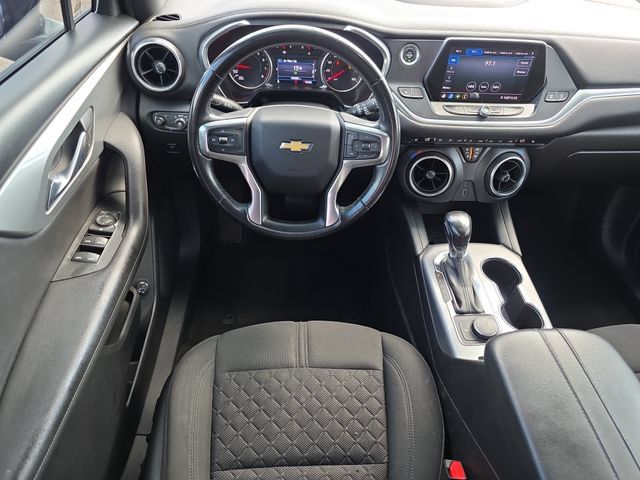 Used 2020 Chevrolet Blazer LT FWD image 12