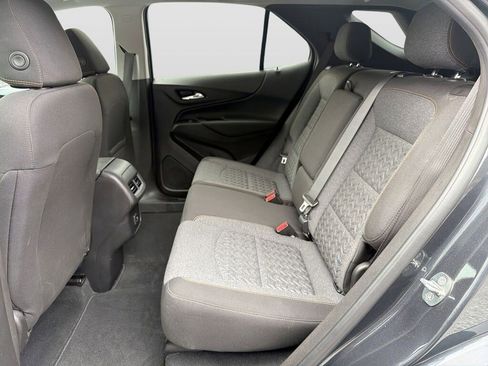 Used 2023 Chevrolet Equinox LT image 31