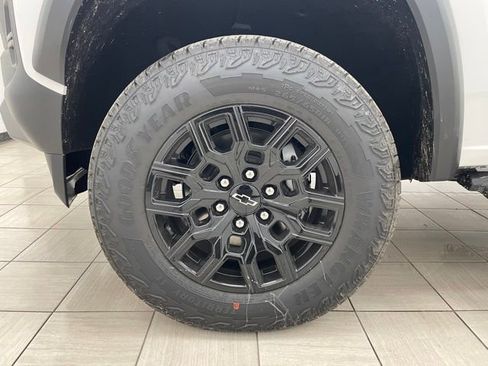 New 2026 Chevrolet Colorado Trail Boss AWD/4WD image 9