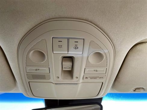 Used 2019 Genesis G70 3.3T Design image 32