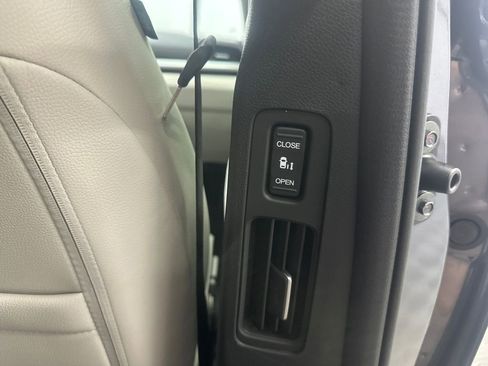 New 2026 Honda Odyssey EX-L image 18