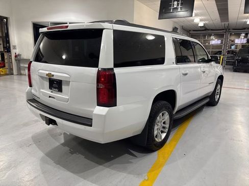 Used 2018 Chevrolet Suburban LT AWD/4WD image 6