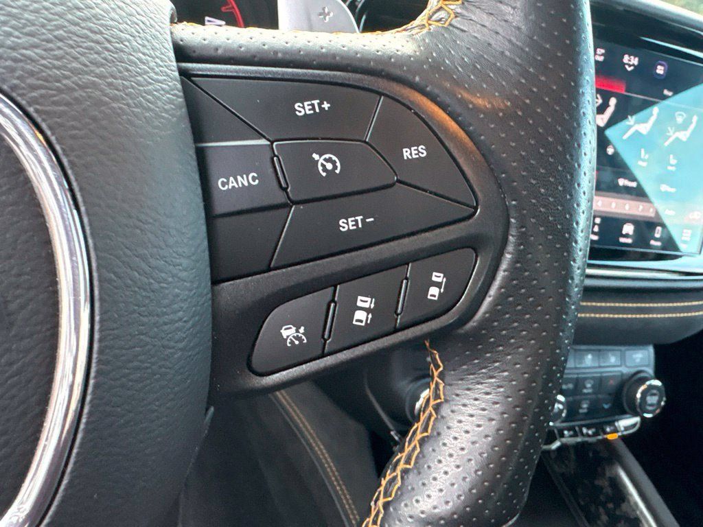 Used 2023 Dodge Durango R/T w/ Hemi Orange Plus Package AWD/4WD image 26
