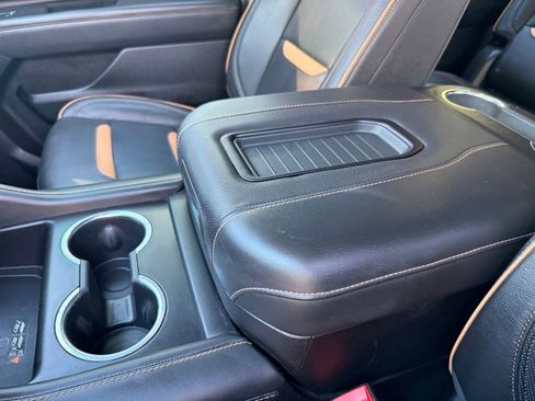 Used 2023 GMC Yukon AT4 AWD/4WD image 24