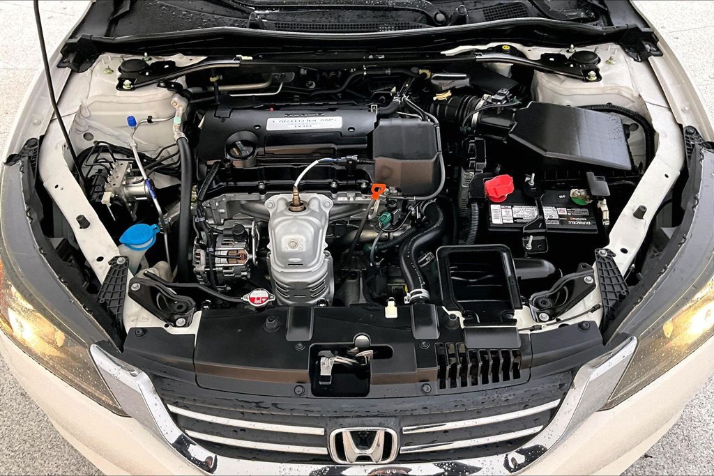 Used 2014 Honda Accord Sport image 12