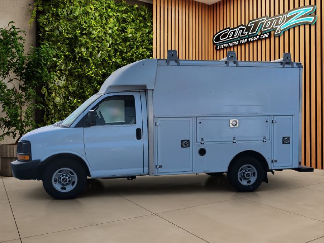Used 2016 GMC Savana 3500 RWD image 6