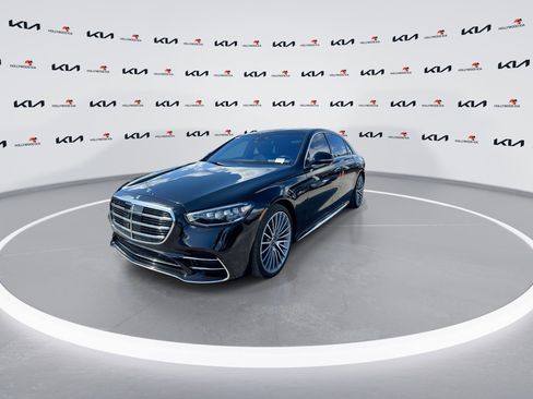 Used 2022 Mercedes-Benz S 500 4MATIC image 4