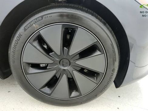 Used 2025 Tesla Model 3 Long Range AWD/4WD image 72