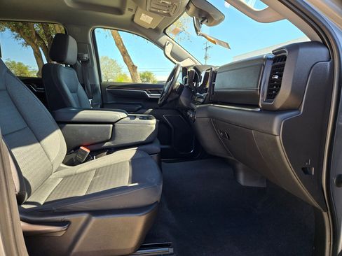 Used 2023 Chevrolet Silverado 1500 LT image 28