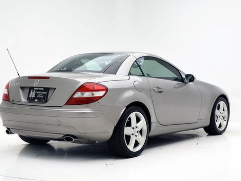 Used 2005 Mercedes-Benz SLK 350 image 12