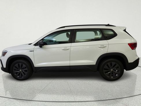 Used 2022 Volkswagen Taos S w/ IQ Drive S Package FWD image 5