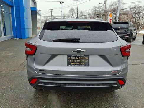 Used 2024 Chevrolet Trax RS w/ Driver Confidence Package image 6