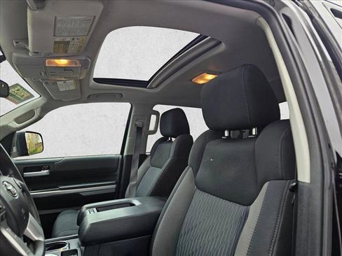 Used 2016 Toyota Tundra SR5 image 19