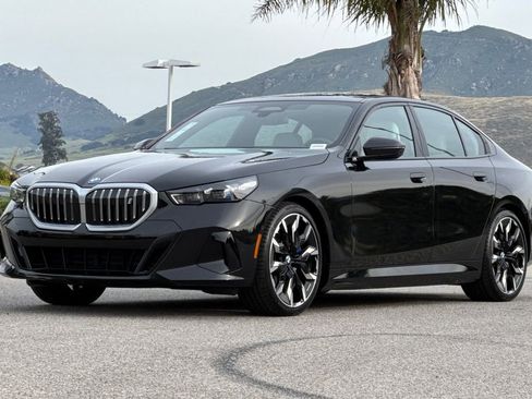 Used 2024 BMW i5 eDrive40i w/ M Sport Package image 7