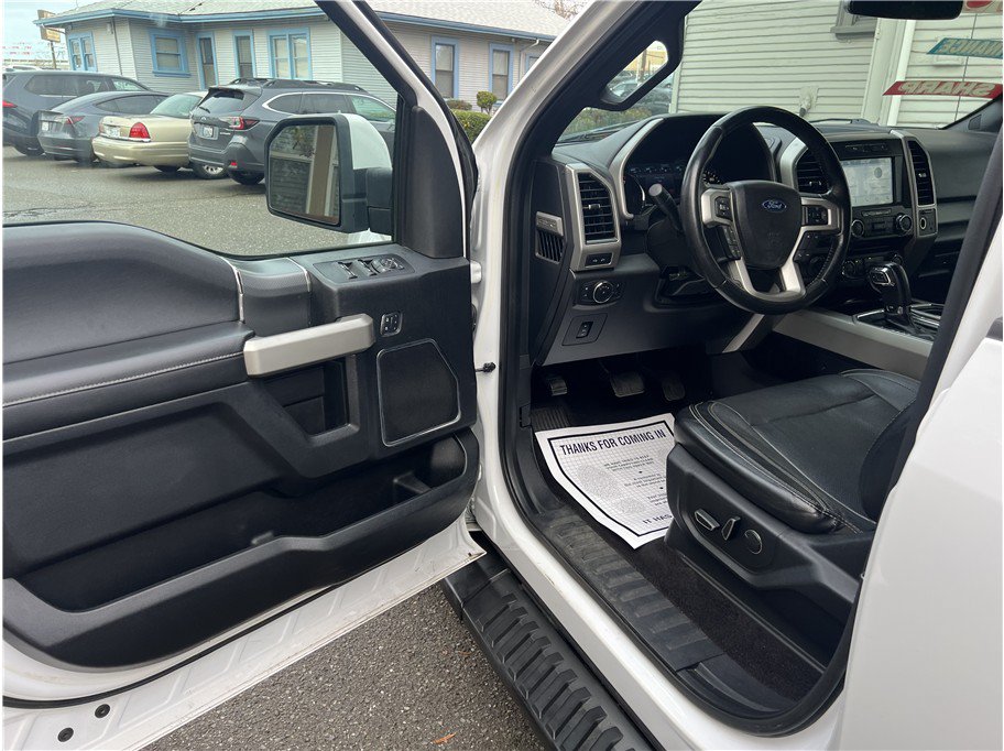 Used 2017 Ford F150 Lariat RWD image 13