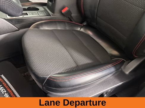 Used 2025 Ford Escape ST-Line FWD image 14