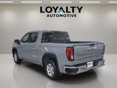 Used 2024 GMC Sierra 1500 SLE image 3