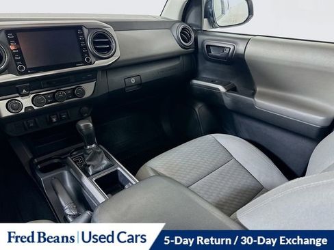 Used 2022 Toyota Tacoma SR5 image 22
