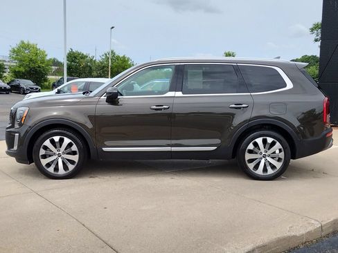 Used 2022 Kia Telluride S AWD/4WD image 22