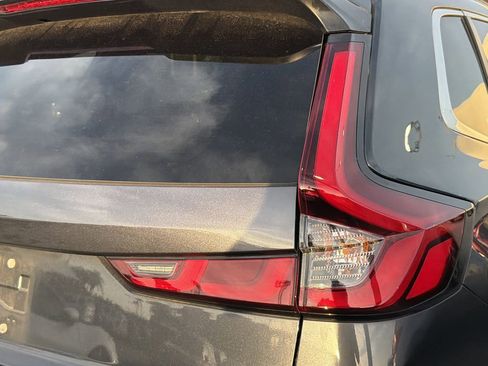 Used 2023 Honda CR-V Sport image 12