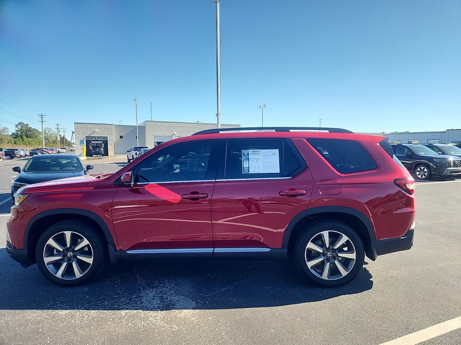 Used 2024 Honda Pilot Elite image 7