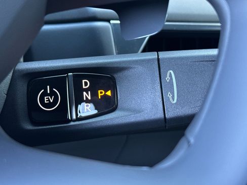 New 2026 Kia EV9 Land image 21