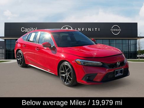 Used 2024 Honda Civic Sport Touring image 3