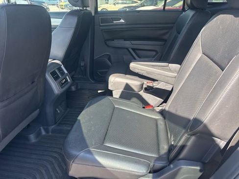 Used 2019 Volkswagen Atlas SE w/ Towing Package image 10
