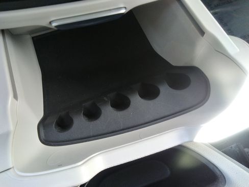 Used 2024 Chrysler Pacifica Touring-L image 23