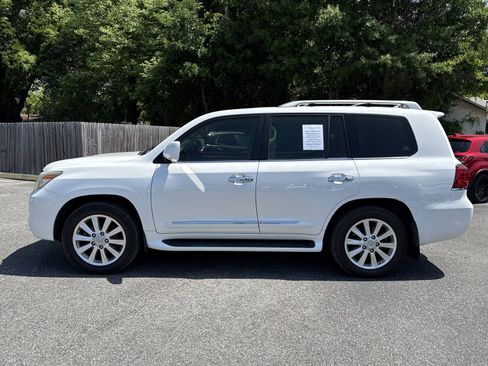 Used 2008 Lexus LX 570 4WD image 3